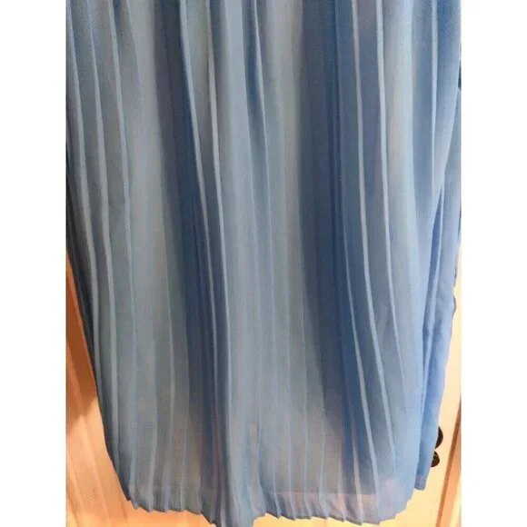 Lane Bryant Top Blue Semi Sheer Sleeveless Pleated Hidden Button Up Sz 24 - Picture 6 of 8